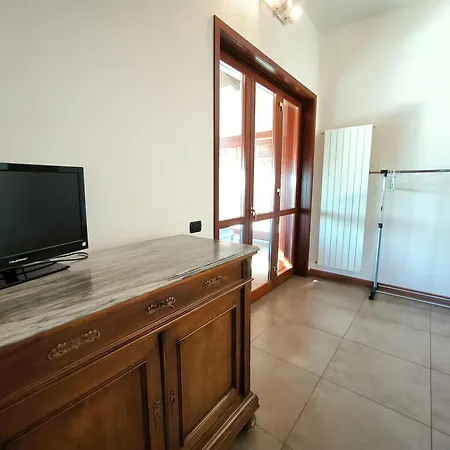 Ai Mughetti Apartament Vignone