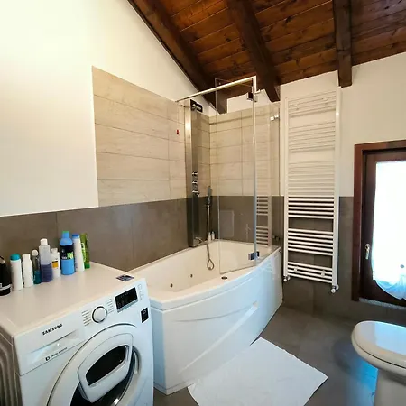 Ai Mughetti Apartament *